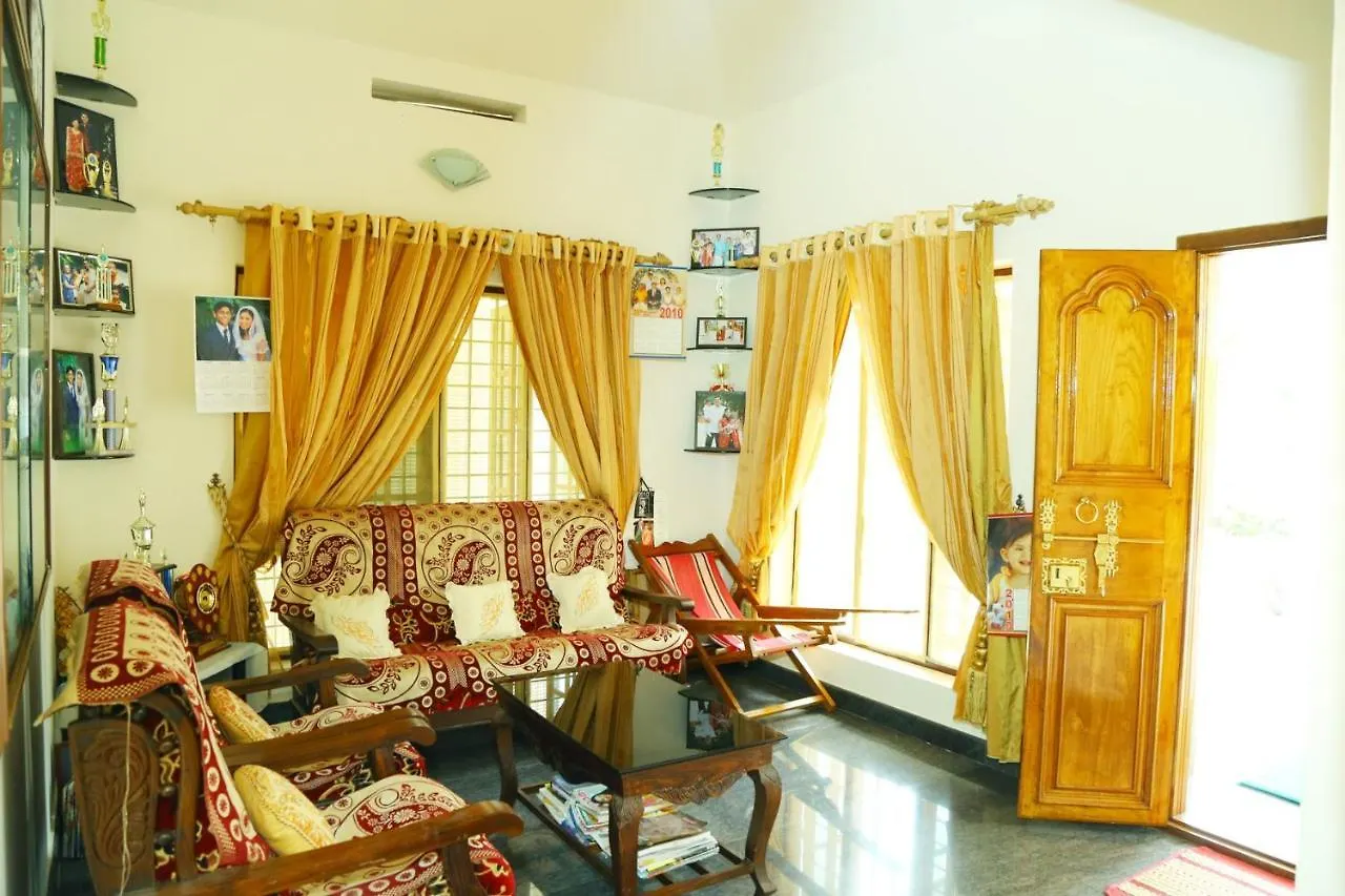 Manavalan House Bed and Breakfast Alwaye